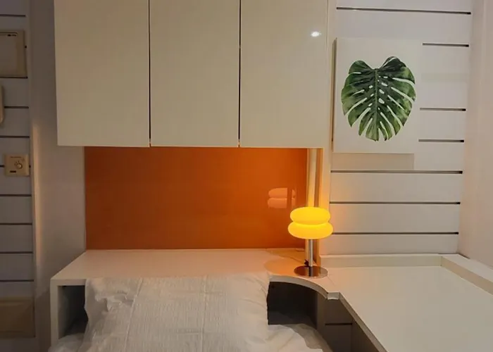 Cozy, 3min Walk From Sinchon Station Line2, Entire Private #신촌 #연대 #홍대 Seoul