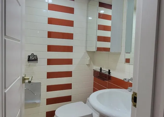 Cozy, 3min Walk From Sinchon Station Line2, Entire Private #신촌 #연대 #홍대 *